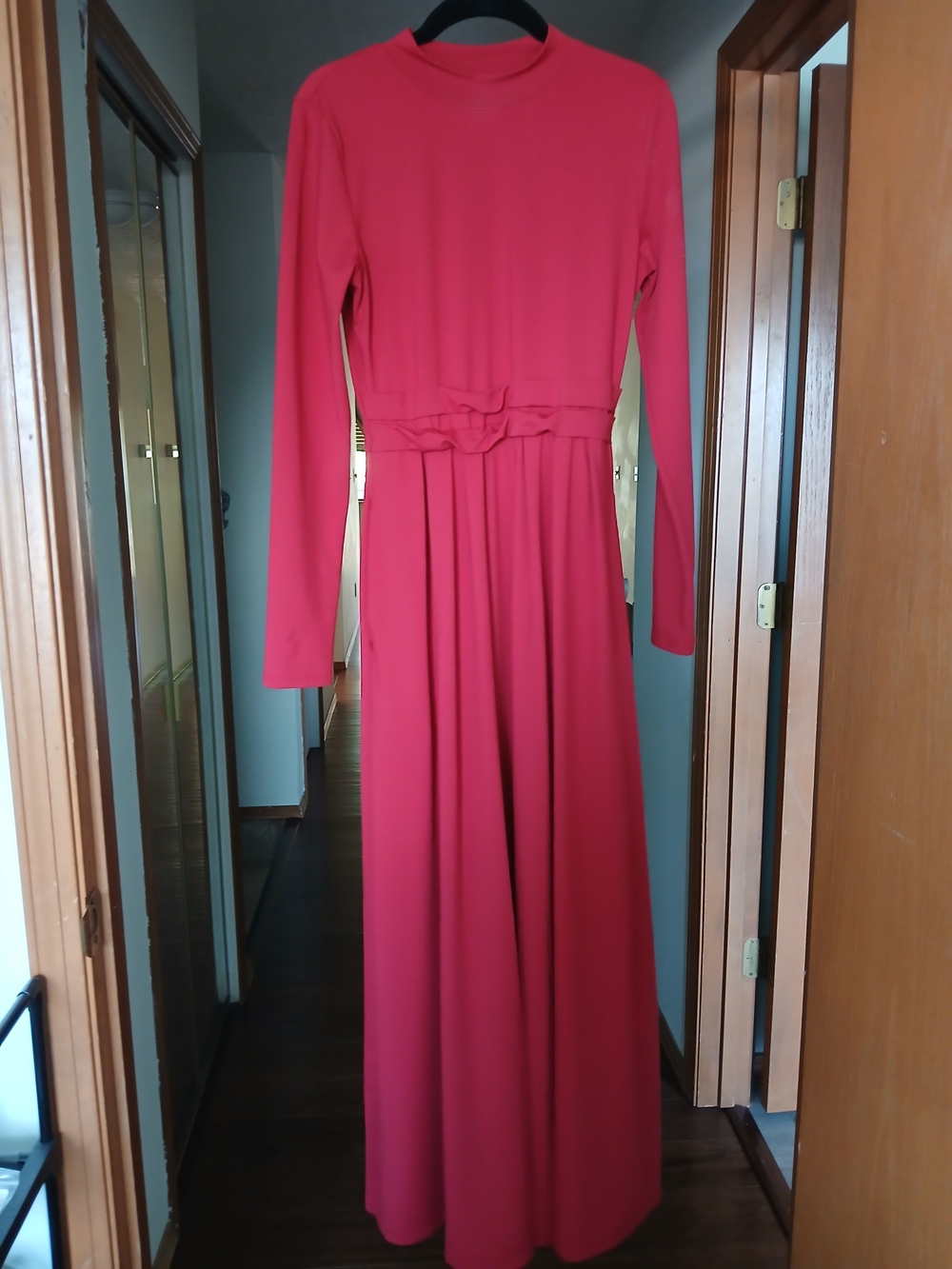 HALARA Red Long Sleeve Maxi Dress